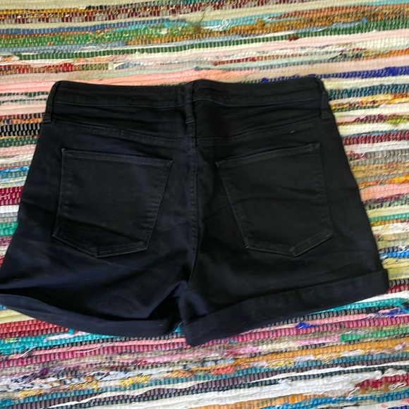 Universal Threads Black MIDI Denim Shorts-#1890+ - Picture 9 of 11